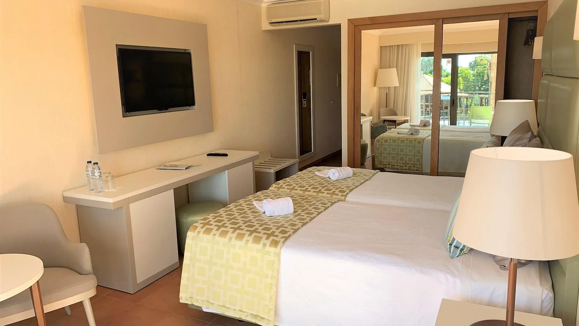 Hotel Baia Grande Albufeira 4*,