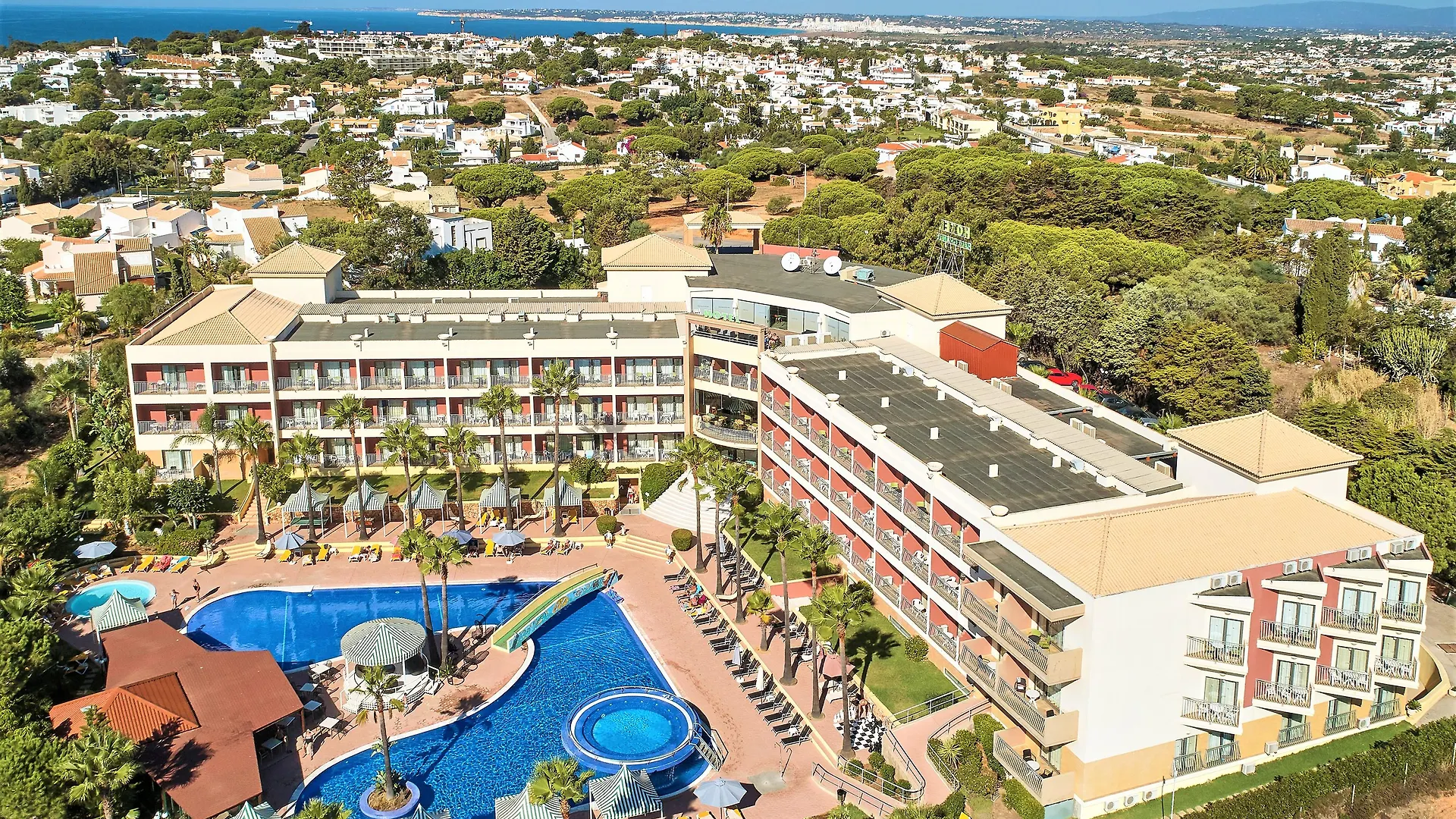 Hotel Baia Grande Albufeira 4*,